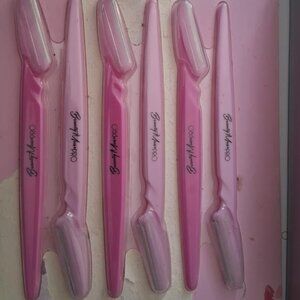 BEAUTY MUSE PRO-SET OF 6 EYEBROW ERASORS PINK - BRAND NEW - SEALED